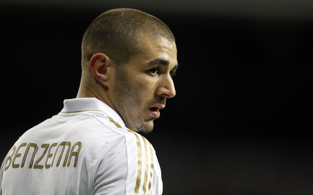 _The_player_of_Real_Madrid_Karim_Benzema_on_the_black_background_049452_